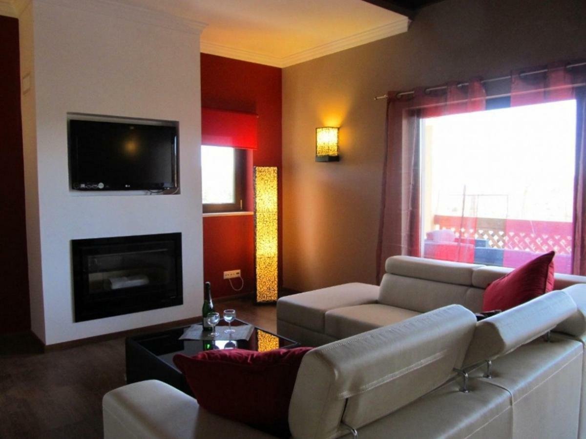 Villa Tiago Loule Luaran gambar