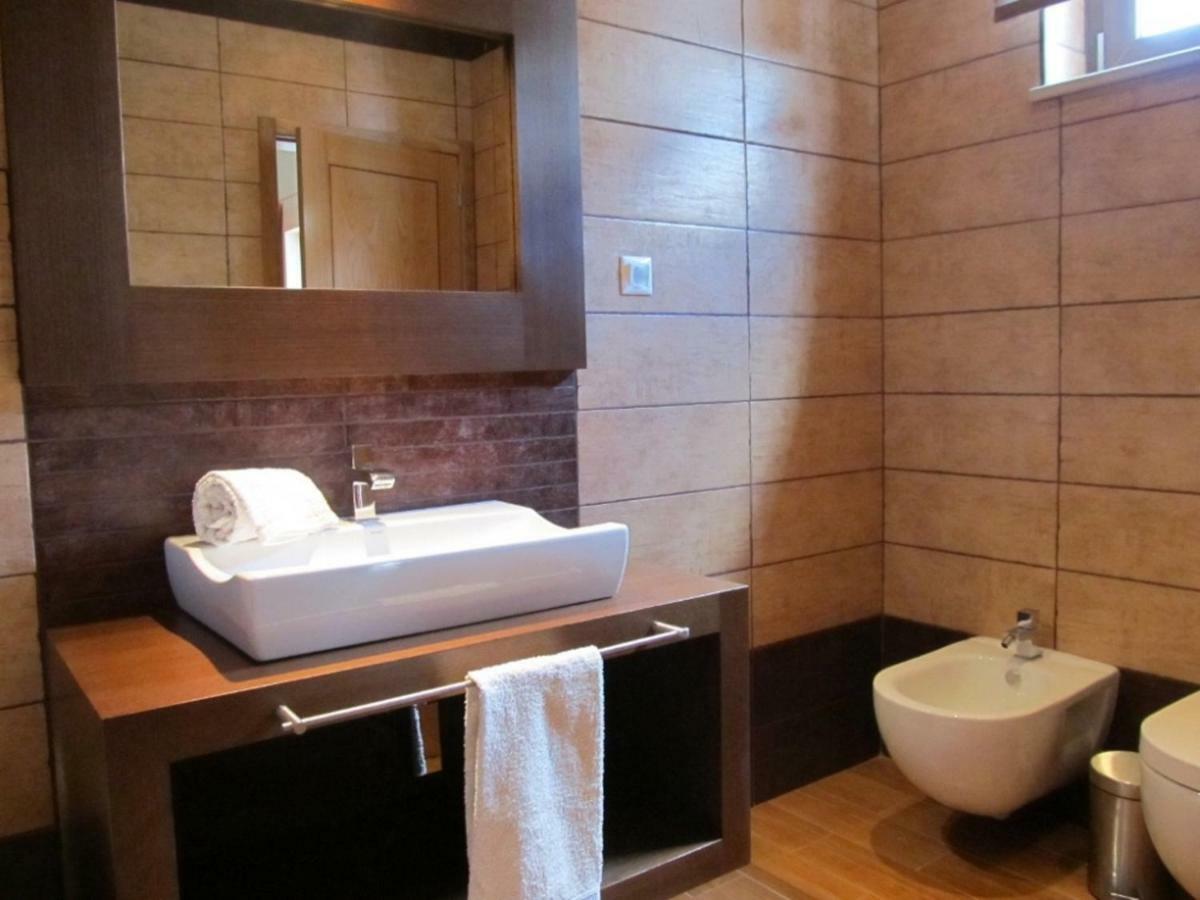 Villa Tiago Loule Luaran gambar